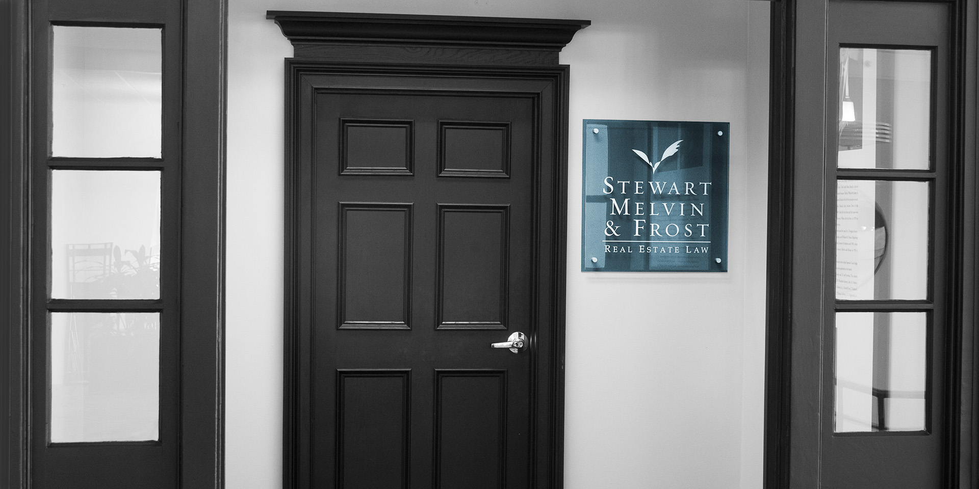 personal injury law firm near me – SMF Law Firm Office Entrance Sign Divorce and Personal Injury Law Firms Near Me - SMF Lawyers Entrance IMG